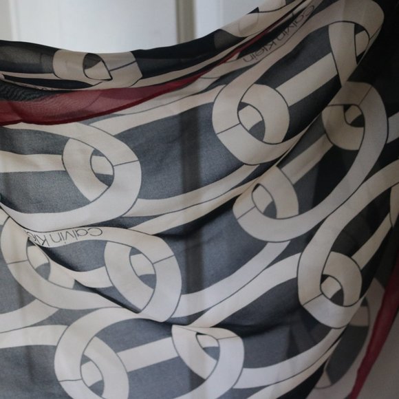 NWOT Calvin Klein Scarf - Picture 2 of 2